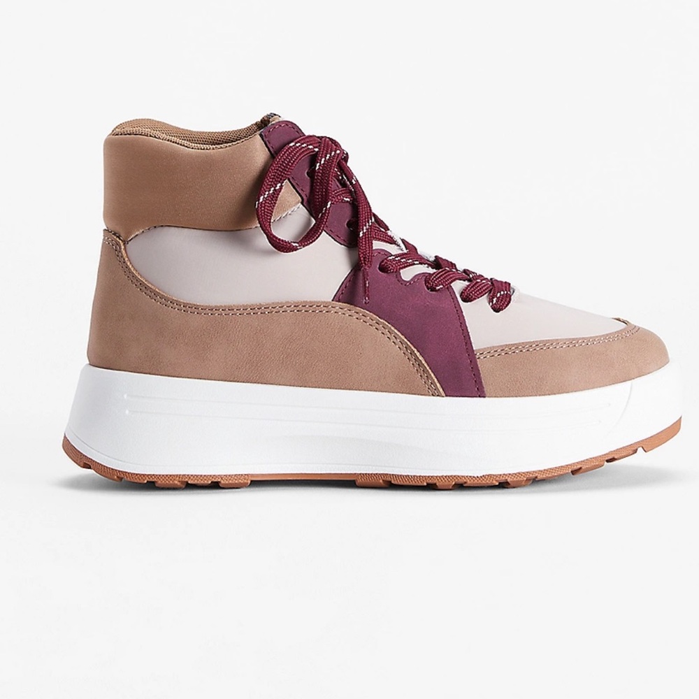 Maurices Caroline Hiker Hybrid Boot Fashion Sneaker Lace Up Women 11 NEW